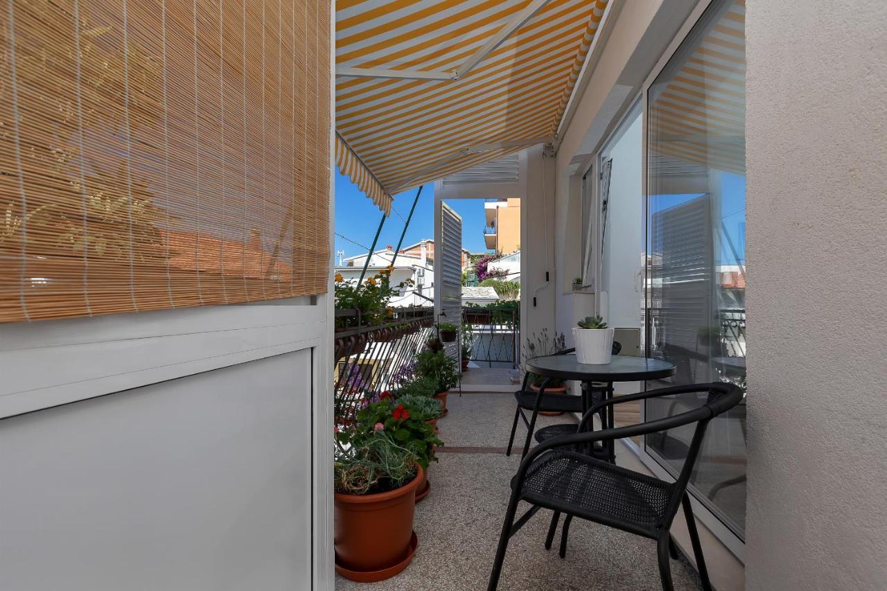 Apartment Sabina Makarska Bagian luar foto
